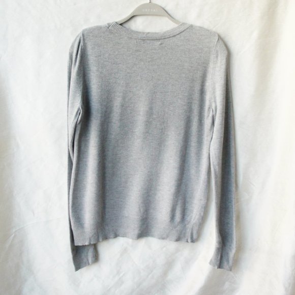 Sheep Sweater - Picture 4 of 4